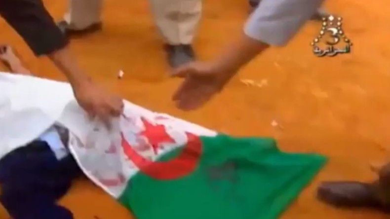 Corps d'enfants et cadavres déchiquetés : l'Algérie choquée par un documentaire sur la guerre civile