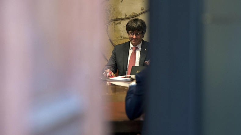 Catalogne : face aux menaces de Madrid, les indépendantistes envisageraient des élections anticipées