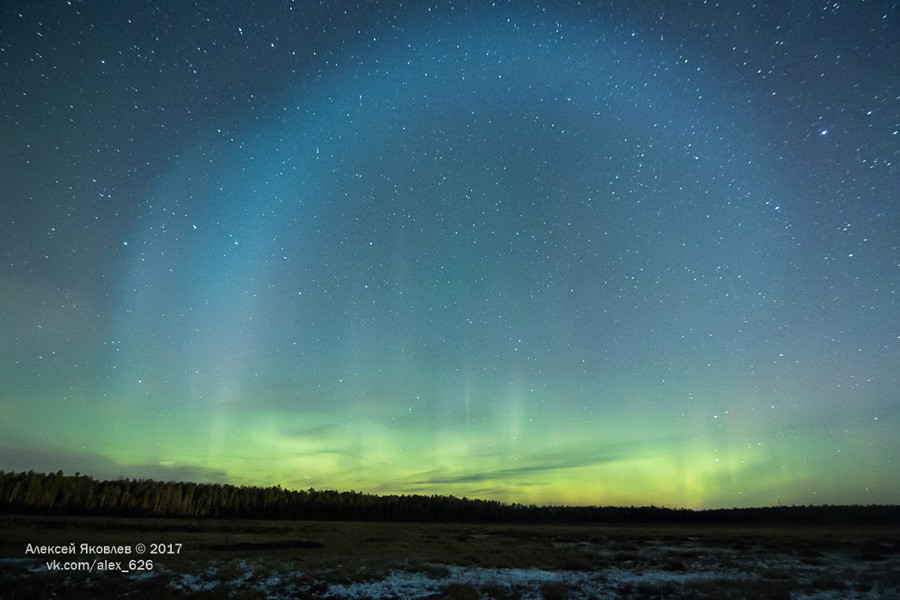 Russie : un gigantesque cercle luminescent illumine le ciel sibérien et laisse ses habitants pantois