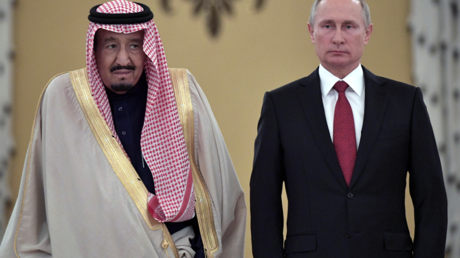 L'Arabie saoudite signe un accord ouvrant la voie à l'achat de systèmes anti-aériens russes