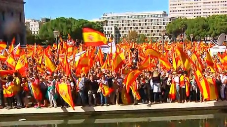 Les partisans du dialogue entre la Catalogne et Madrid font entendre leur voix dans toute l'Espagne
