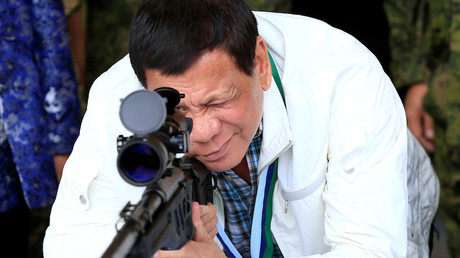 «Allez-y, fils de p****», le président philippin Duterte menace d'expulser les diplomates européens