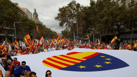 Manifestation pro-unité à Barcelone : «Nous ne sommes pas des fascistes, nous sommes Espagnols»