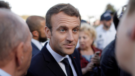 «Je ne suis pas arrogant, je suis déterminé» : Macron parvient encore une fois à irriter Twitter