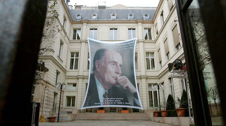 Le siège du Parti socialiste, rue de Solférino, en 2006, photo ©JEAN-PIERRE MULLER / AFP