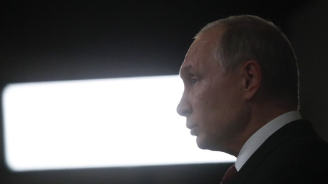 Vladimir Poutine s'exprime lors de la réunion du Club Valdaï à Sotchi 