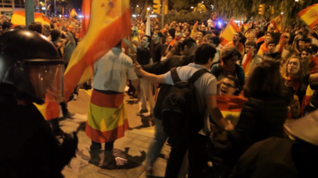 Heurts violents à Barcelone : tout le monde ne souhaite pas l'indépendance de la Catalogne