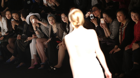 Le décès d'un mannequin russe de 14 ans en Chine choque la Russie