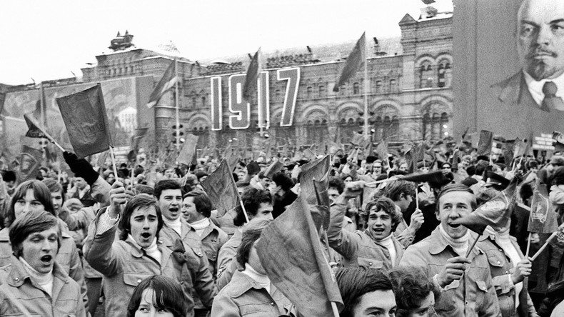 Voyage dans l'espace, monde sans guerre : comment les Soviétiques de 1967 imaginaient la vie en 2017