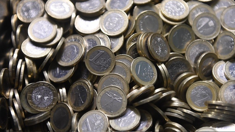 Huit présidents de départements proposent d'expérimenter le revenu universel