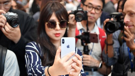 #iPhoneRevolt : un collectif d'ONG, de scientifiques et d'artistes part en croisade contre Apple