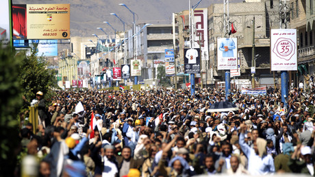 Des millions de vies menacées par la famine : manifestations au Yémen contre le blocus saoudien