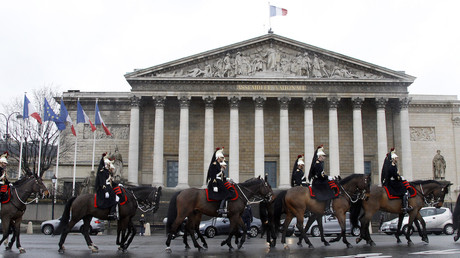 Raser le palais Bourbon et déplacer l'Assemblée à Marseille ? Les suggestions d'un député LREM