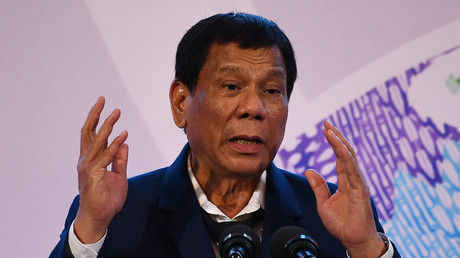 «Ne venez pas me faire chier avec la souveraineté de mon pays», Duterte met l'UE en garde (VIDEO)