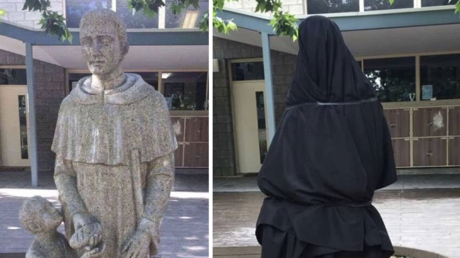 Une école catholique australienne recouvre la statue suggestive d’un saint avec un enfant
