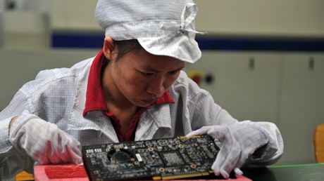 Des lycéennes chinoises forcées à travailler 11 heures par jour pour fabriquer l’iPhone X ?