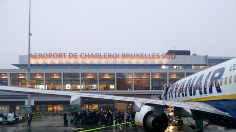 «Tuer les policiers» : un syndicaliste de l'aéroport de Charleroi arrêté pour menaces terroristes