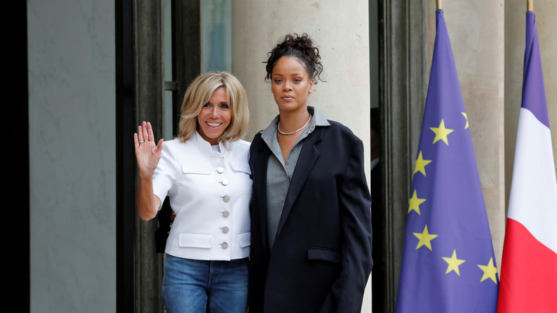 Tenue de Rihanna «un poil trop ample» : Castaner présente ses excuses dans une lettre ouverte