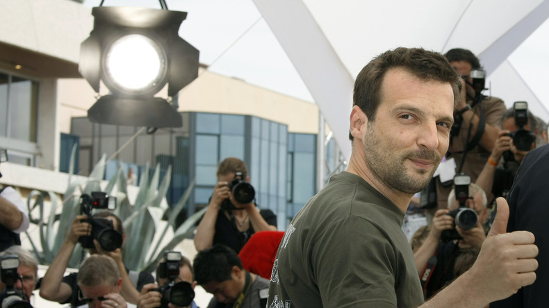 «Je te prends, je te retourne et je te...» Kassovitz salue Ciotti, qui exige une plainte contre lui