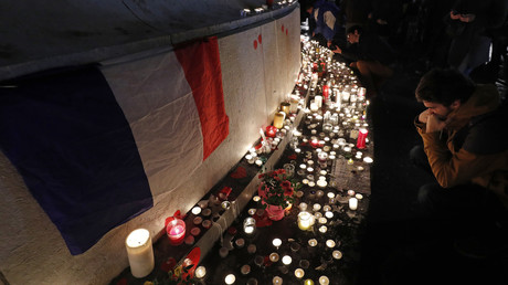 Hommages place de la République aux victimes de l'attentat du Bataclan, le 13 novembre 2016 (illustration)