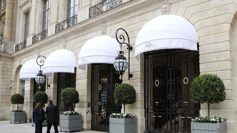 Vol à la hache pour 4 millions d'euros de bijoux à l'hôtel Ritz : trois personnes interpellées