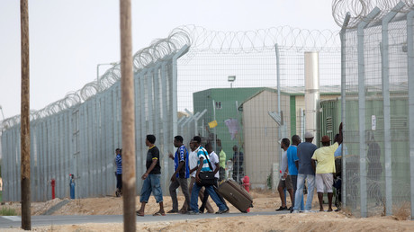 Centre de rétention israélien de Holot, dans le désert du Néguev en 2015