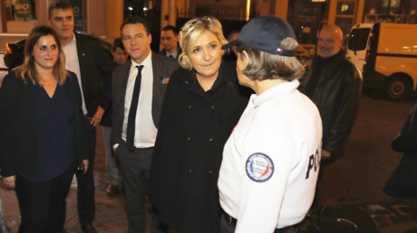 Marine Le Pen a patrouillé de nuit avec la BAC dans le 10e arrondissement de Paris