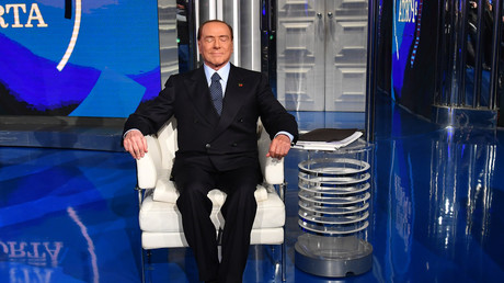 Silvio Berlusconi interviewé dans l'émission Porta a Porta