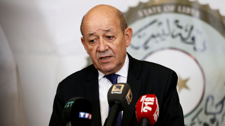 «Une petite centaine» de djihadistes français seront jugés par les Kurdes, selon Le Drian (VIDEO)