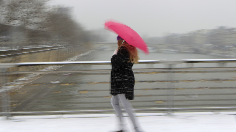 Qui se cache donc derrière la vague de froid s’abattant sur l'Europe ? Twitter a la réponse...