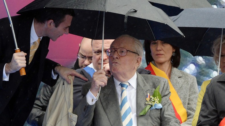 Jean-Marie Le Pen «se caille les miches» et raille «ceux qui dénoncent le réchauffement climatique»