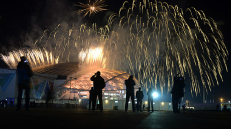 JO : les feux d'artifice embrasent le ciel de Pyeongchang lors de la cérémonie d'ouverture