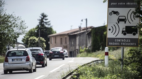 France 2 a-t-elle bidonné un test pour vanter la limitation de vitesse à 80km/h ?