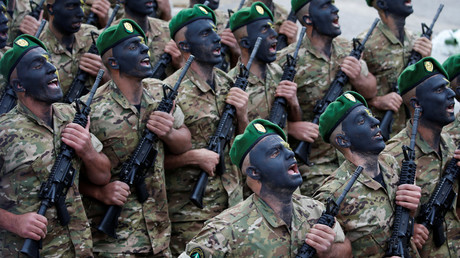 L'armée libanaise défile, illustration