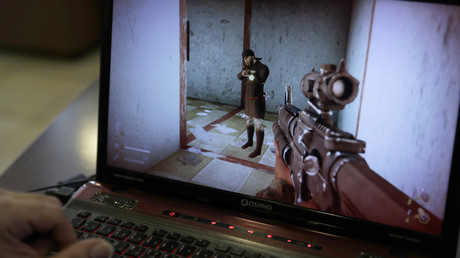Photo de l'une des séquences du jeu vidéo intitulé «Défense sacrée»
