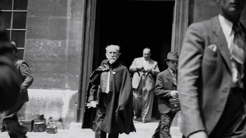 Maurras : démission spectaculaire de la quasi-totalité des membres de l'instance commémorative