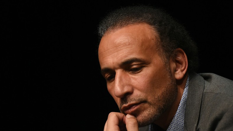 Accusations de viol : un témoignage vient contredire un alibi de Tariq Ramadan