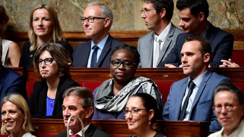 Législatives partielles : défaite de LREM dans le Loiret, victoire à Mayotte