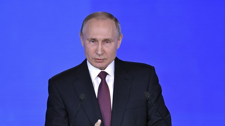 Vladimir Poutine, lors de son adresse annuelle aux parlementaires russes, le 1er mars 2018