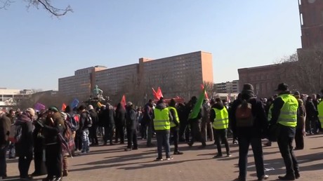 Une manifestation contre l’offensive turque à Afrin se tient à Berlin