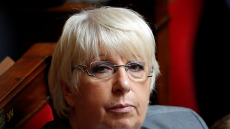 Claire O'Petit, la députée LREM qui ignore tout de la situation dans la «ville» de Mayotte (VIDEO)