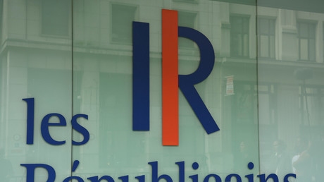 Endetté et accablé par l'affaire du financement de la campagne de 2012, LR vend son siège parisien