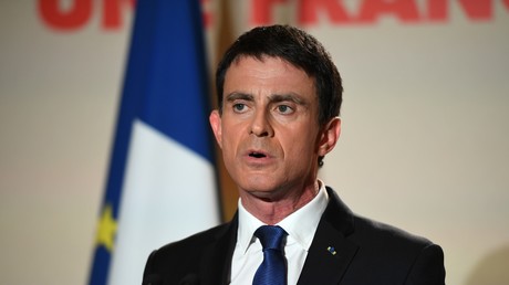Terrorisme : comme la droite, Valls évoque la rétention des fichés S et l'interdiction du salafisme