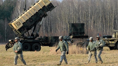 La Pologne signe un contrat de 3,8 milliards d'euros pour l'achat de missiles américains Patriot