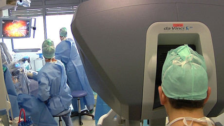 Une opération chirurgicale à l'hôpital Rangueil de Toulouse, 2015, illustration