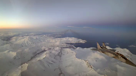 Russie : ravitaillement d'un MiG-31 d’interception au-dessus du Kamtchatka