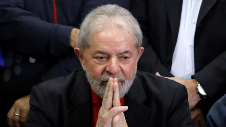 Brésil : l'ex-président Lula emprisonné pour corruption