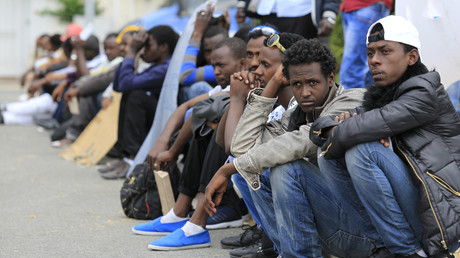 Italie : des ONG accusent la police française de falsifier la date de naissance de migrants mineurs