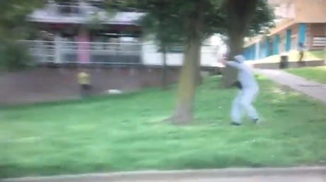 «Des jeunes Arabes et des pierres» : une équipe TV belge caillassée en banlieue de Bruxelles (VIDEO)