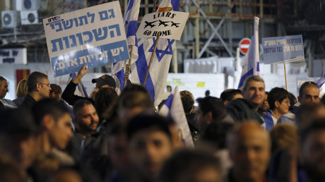 Israël renonce à expulser les migrants africains, faute de leur avoir trouvé un pays d'accueil